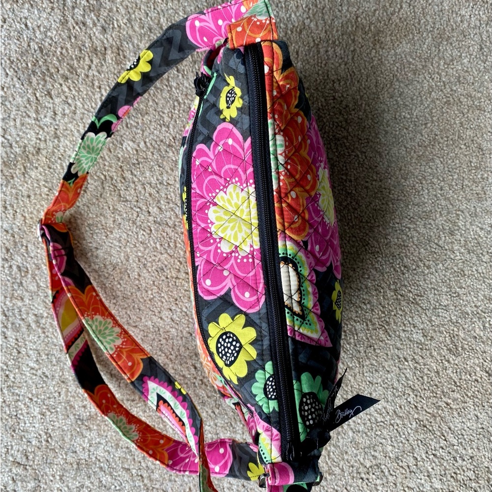 Vera Bradley Bag Retired Ziggy Zinnia - Picture 11 of 15